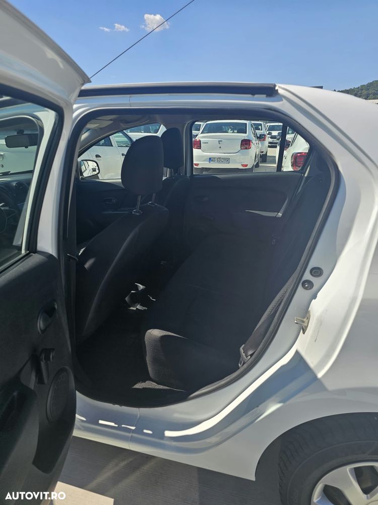 Dacia Logan - 11