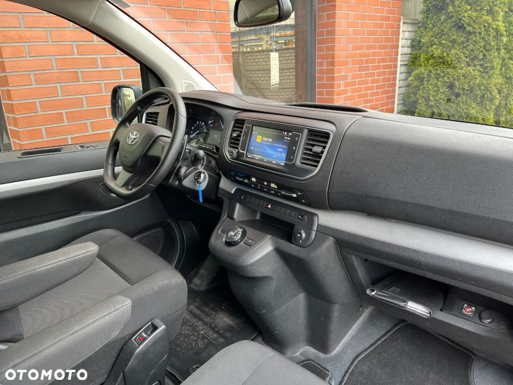 Toyota Proace Verso 2,0-l-D-4D L2 (8-Si.) Autm Club - 7