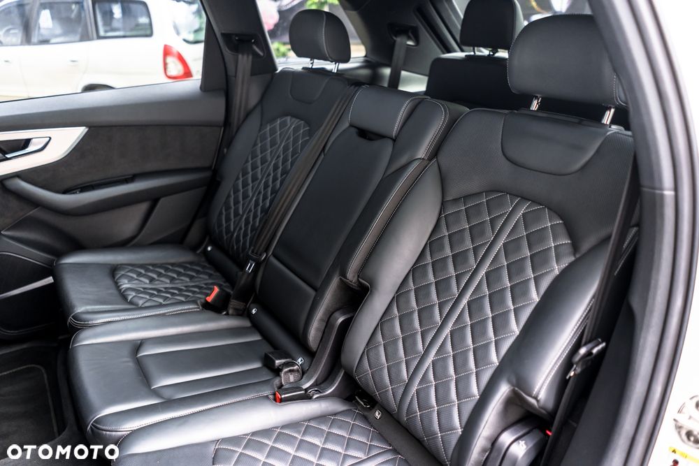 Audi Q7 45 TDI mHEV Quattro S Line Tiptr - 4