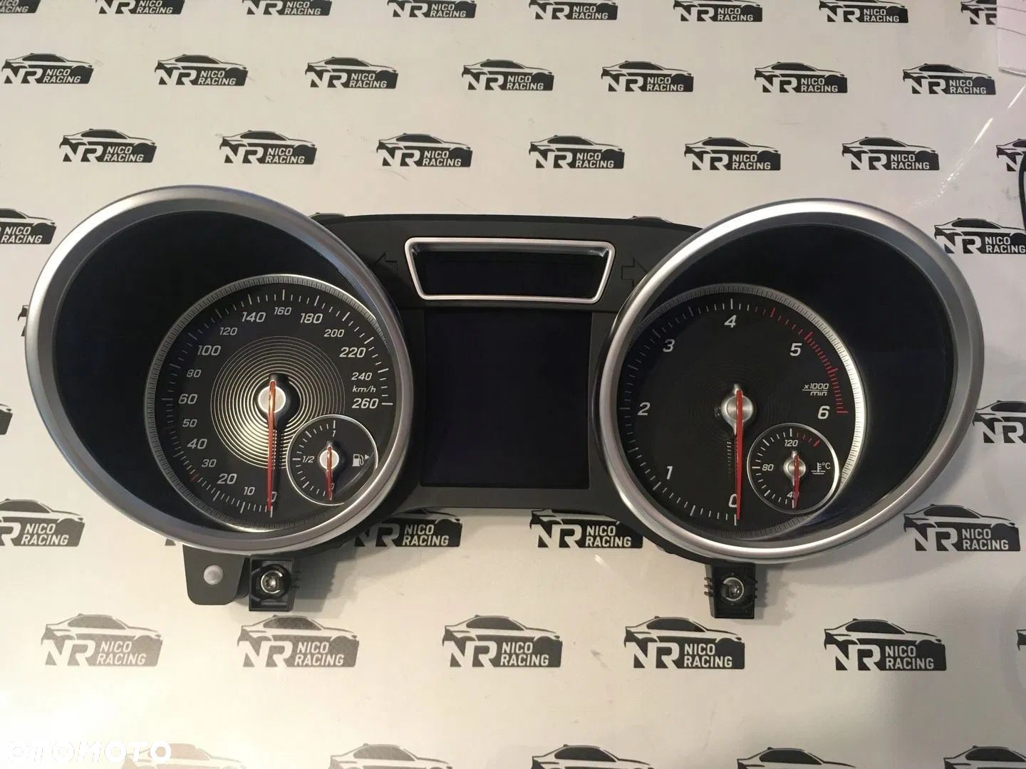 LICZNIK ZEGARY MERCEDES GLS W166 A1669000919 - 1