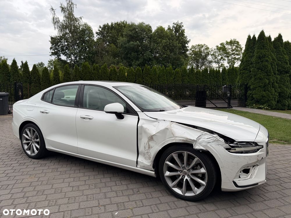 Volvo S60 T5 Momentum Pro - 29