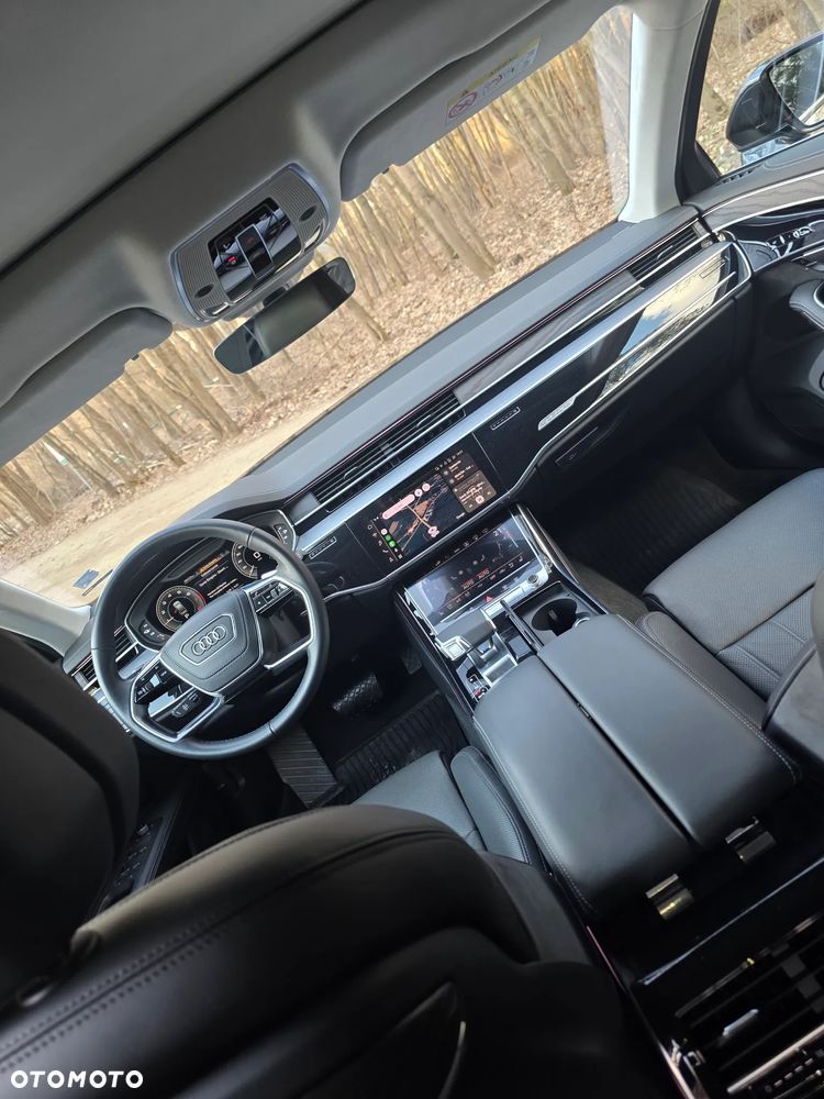 Audi A8 - 23