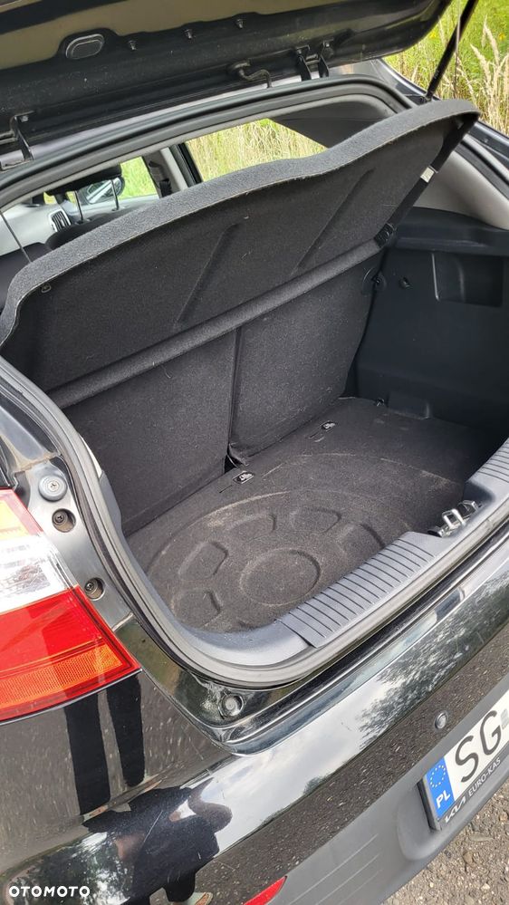 Kia Rio 1.2 M - 9
