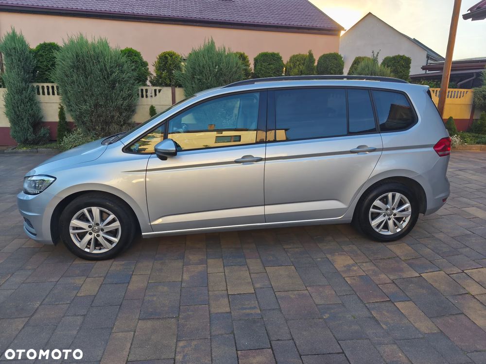 Volkswagen Touran 1.5 TSI EVO Trendline - 11