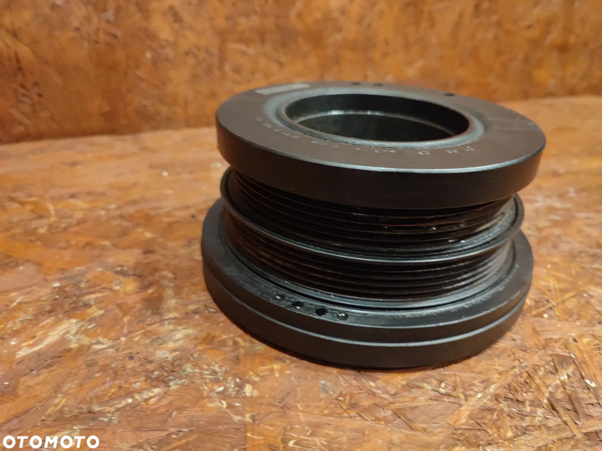 BMW E39 / E38 / E53 ORYGINALNE KOŁO PASOWE WAŁ / TŁUMIK DRGAŃ GUMOWE WAŁU DO SILNIKÓW GAMY M57D25 / M57D30 ( 184KM ) EURO 3 O NR. 11 23 2 247 890 / 11 23 2 247 886 OEM W DOBRYM STANIE - 4