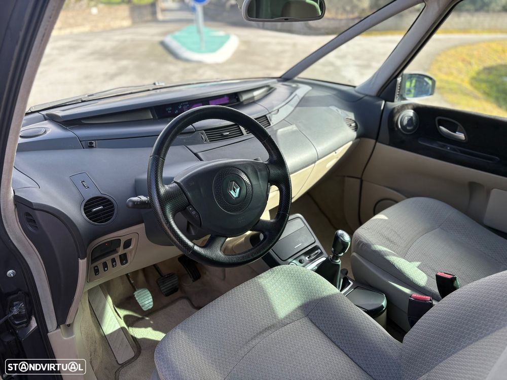 Renault Espace 2.0 dCi Initiale 7L - 4