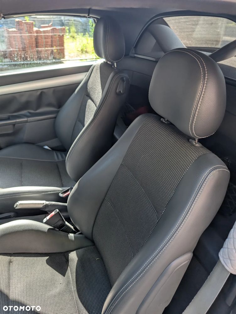 Opel Tigra 1.8 Sport - 26