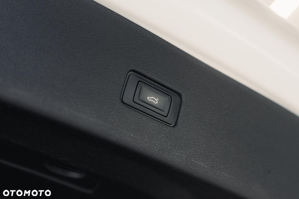 Audi SQ8 TFSI Quattro Tiptronic - 36