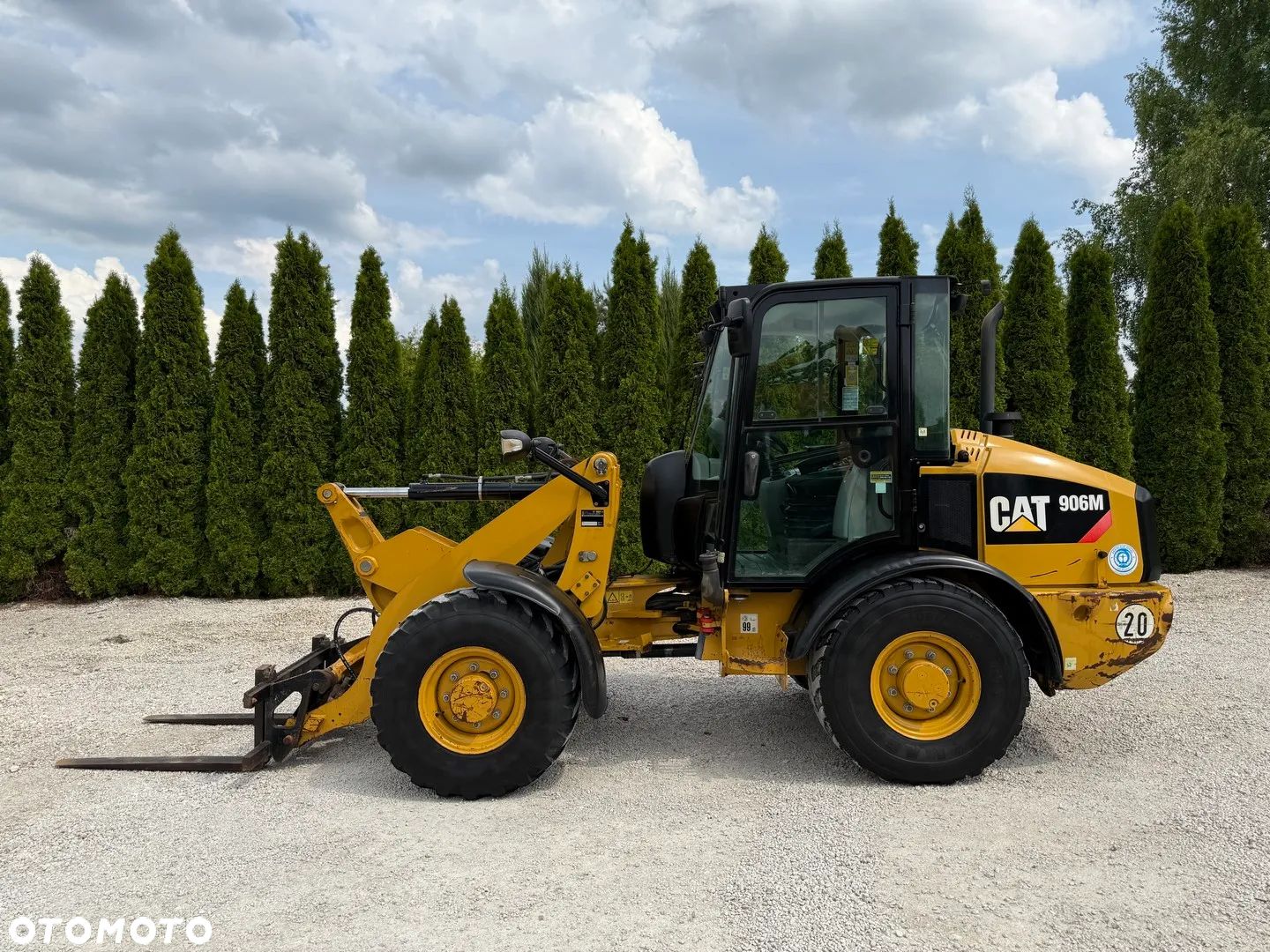 Caterpillar CAT 906M / PIĘKNA / ORYGINAŁ / ZADBANA / SPROWADZONA Z NIEMIEC / ORYGINAŁ / MAŁE GABARYTY / BEZ DPF I ADBLUE / CENA BRUTTO / 60 70 M 506 509 L30 L35 908 907 320 318 750 850 - 1