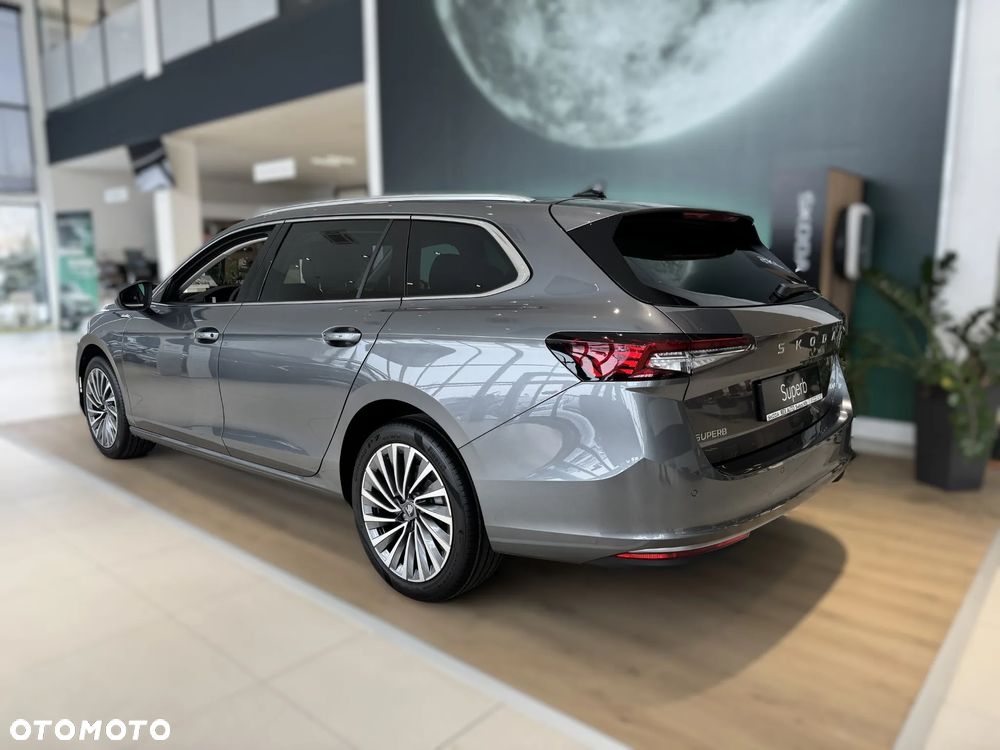 Skoda Superb 2.0 TDI SCR 4x4 L&K DSG - 2