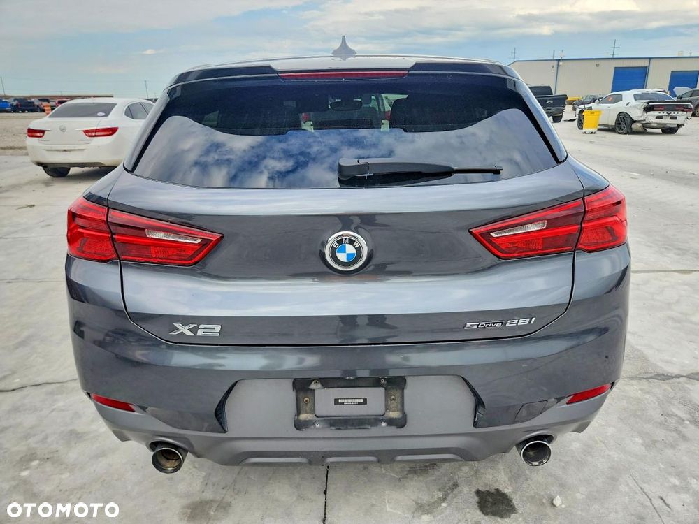 BMW X2 - 7
