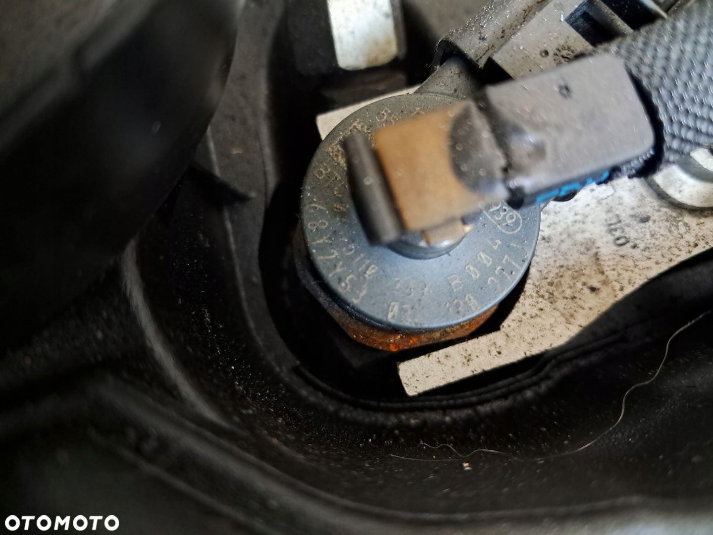 AUDI VW SEAT SKODA Bosch wtryskiwacz paliwa 03L130277J 0445110369 - 1