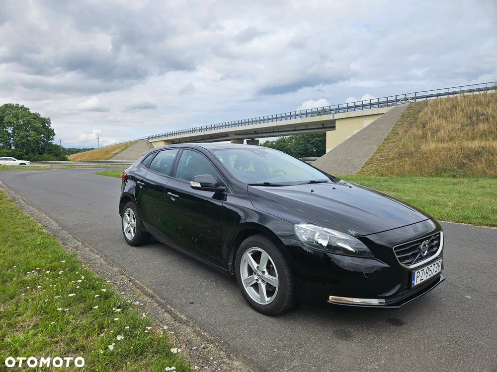 Volvo V40 D2 - 3