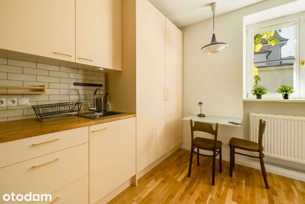 Stylowa kawalerka 20 m² | Zalesie | Karłowicza