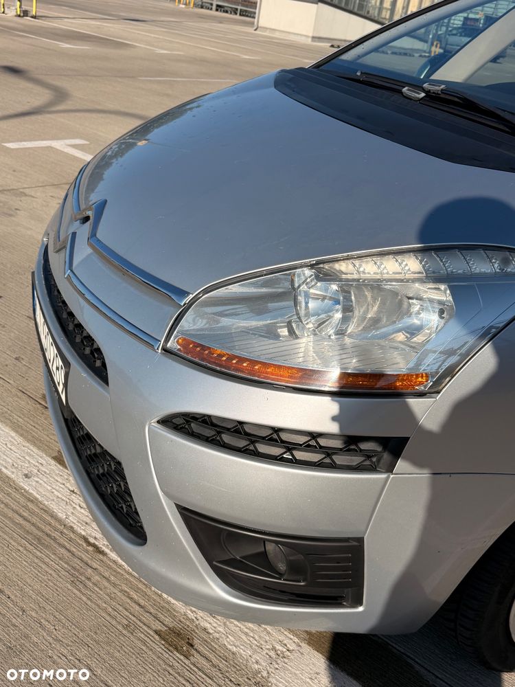 Citroën C4 1.6 HDi SX - 4