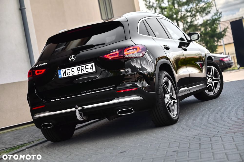 Mercedes-Benz GLA 200 d 8G-DCT AMG Line - 10