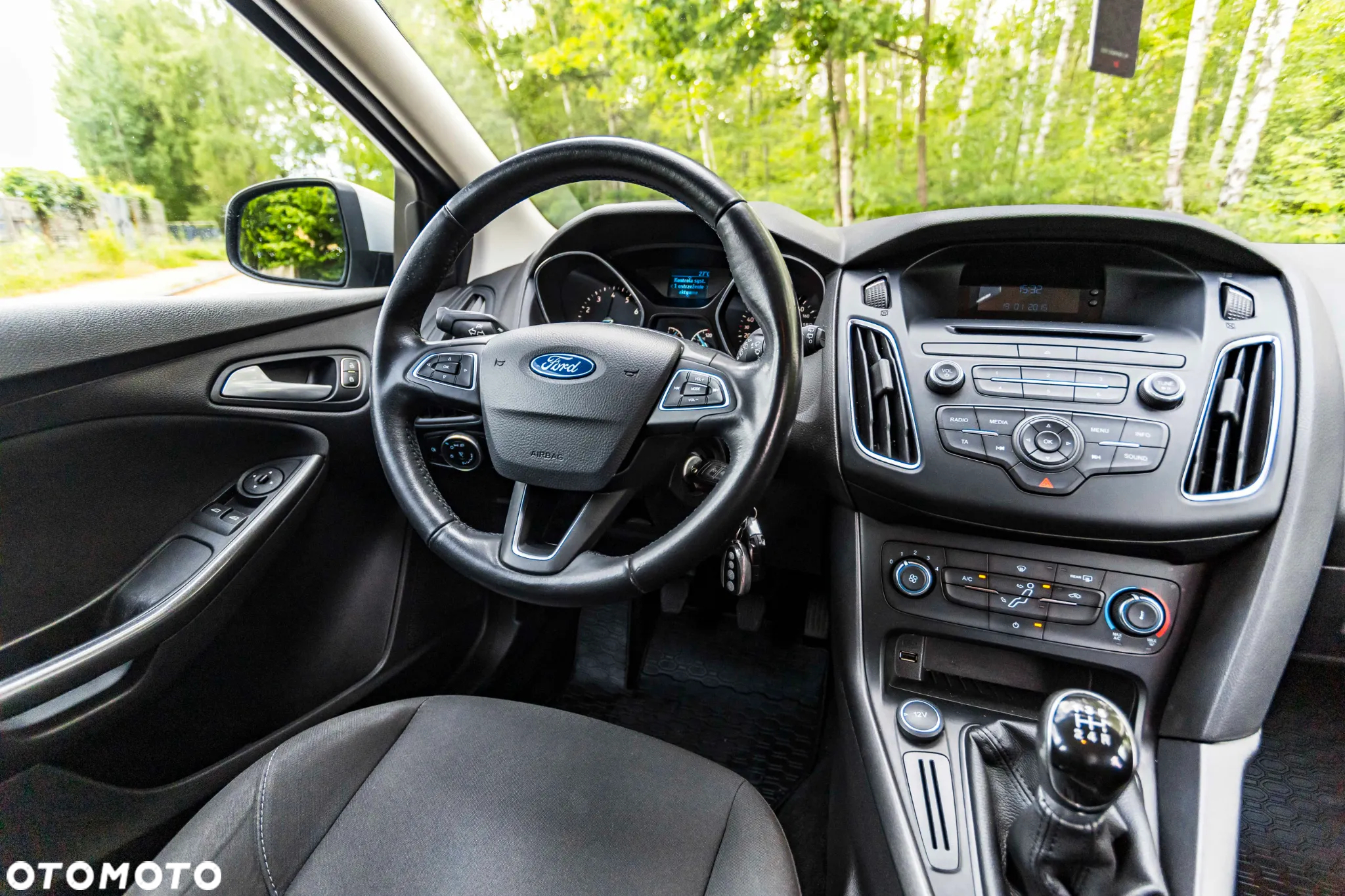 Ford Focus 1.6 Edition - 17