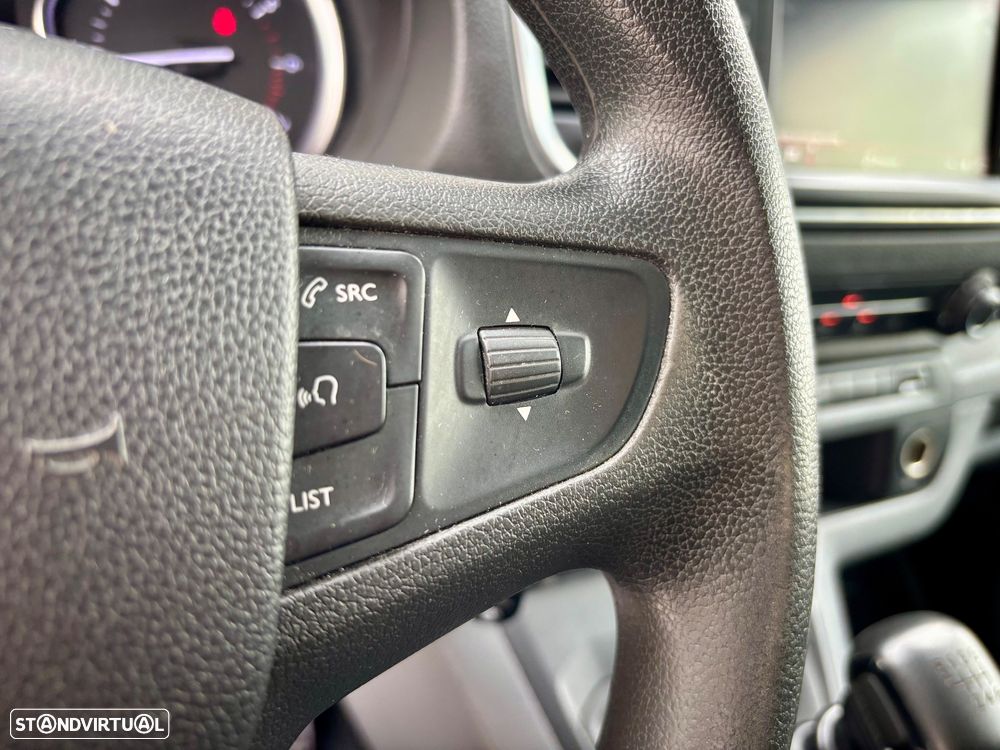 Citroën Jumpy 2.0 HDI Versão Longa - 30