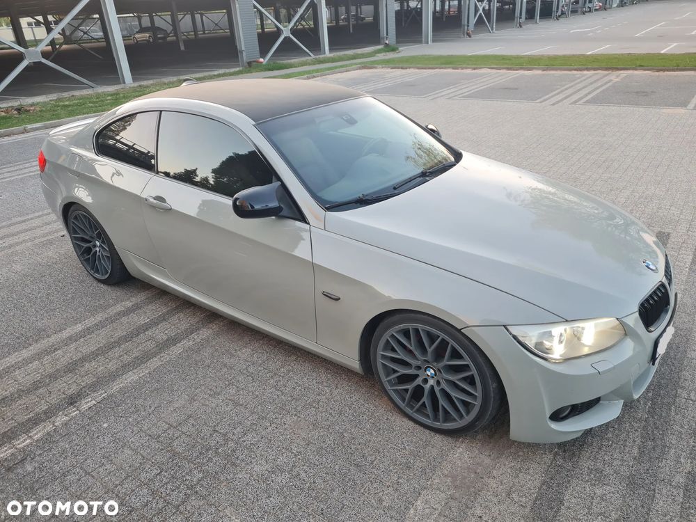 BMW Seria 3 320d DPF M Sport Edition - 34