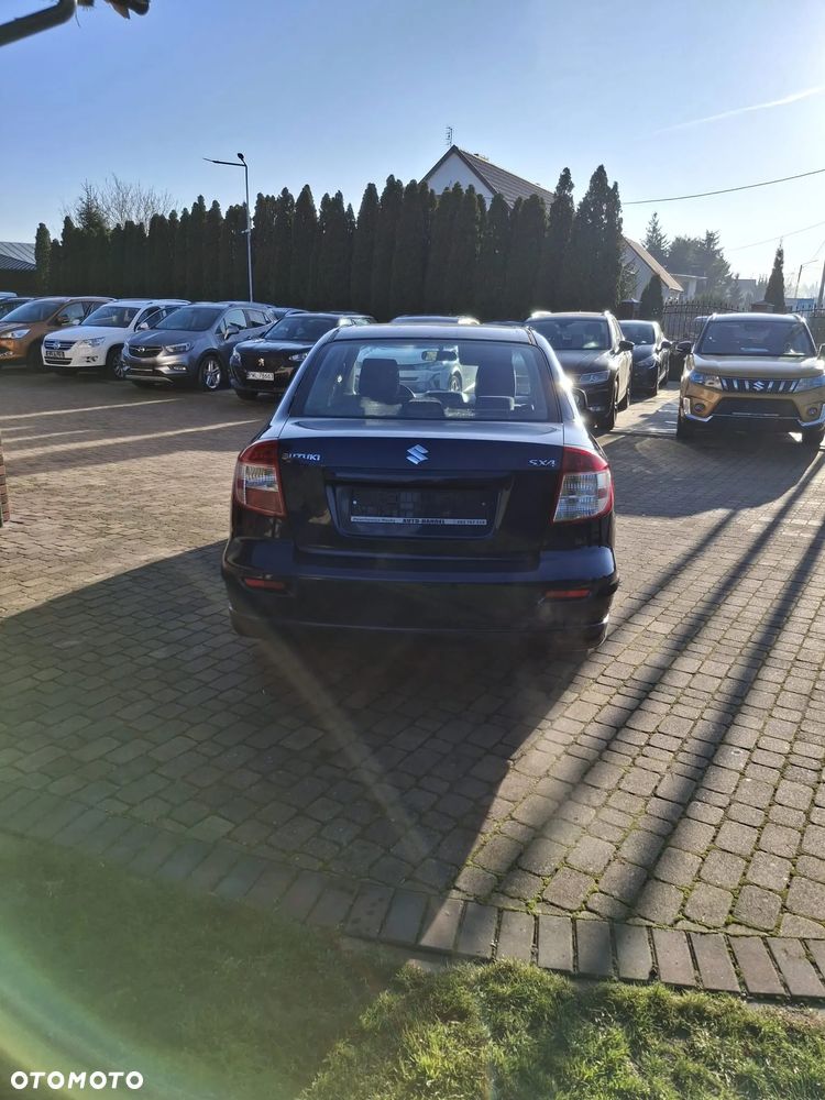 Suzuki SX4 - 8