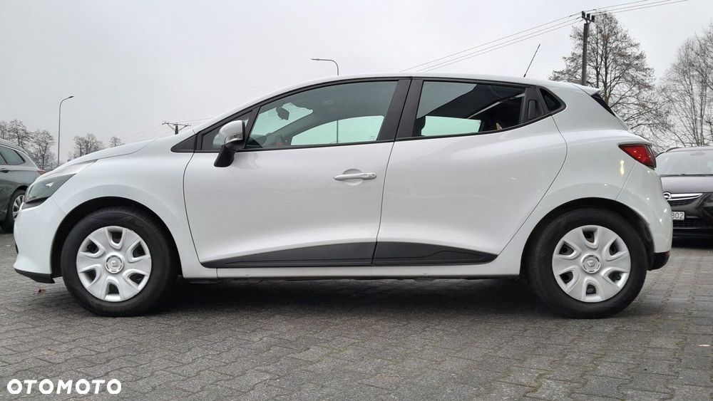 Renault Clio - 8