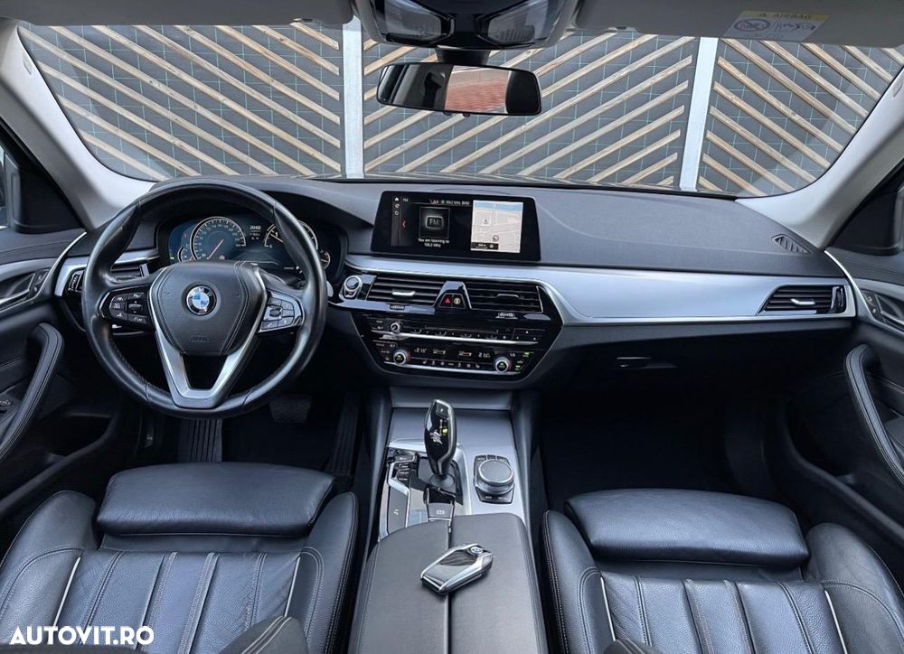 BMW Seria 5 520d xDrive AT - 4