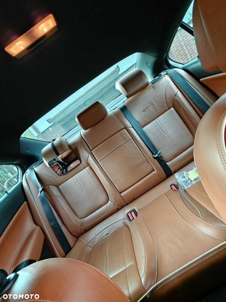 Opel Insignia - 8