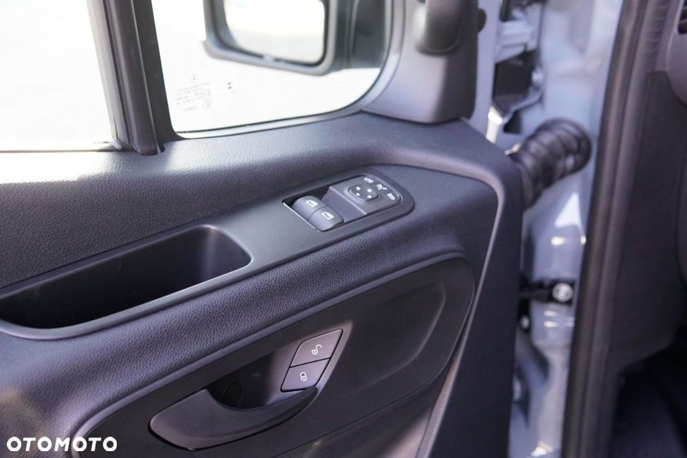 Mercedes-Benz Sprinter - 20