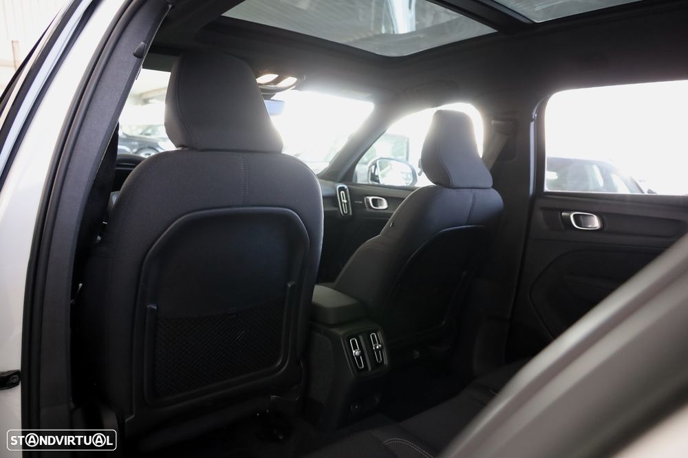 Volvo XC 40 Recharge Ultimate - 14