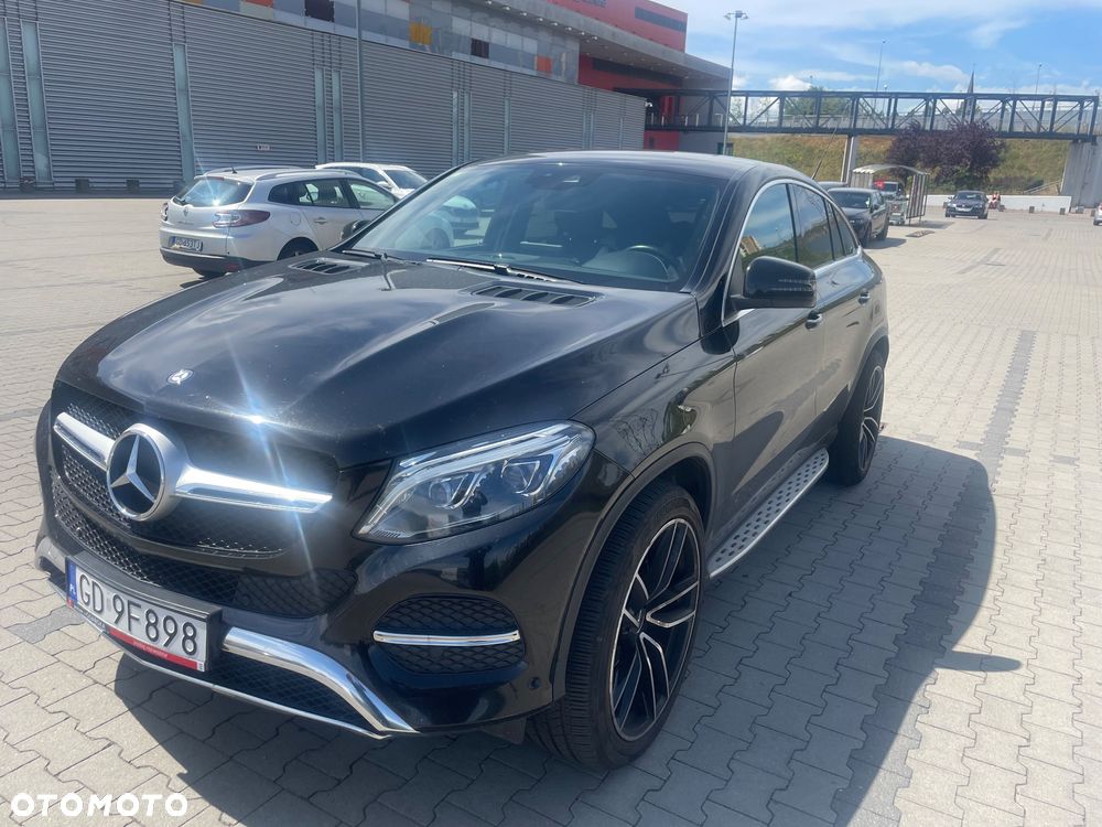 Mercedes-Benz GLE - 1