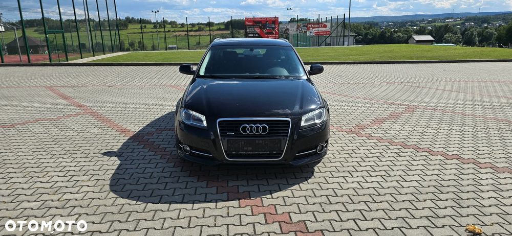 Audi A3 Sportback 2.0 TDI DPF Ambition - 2