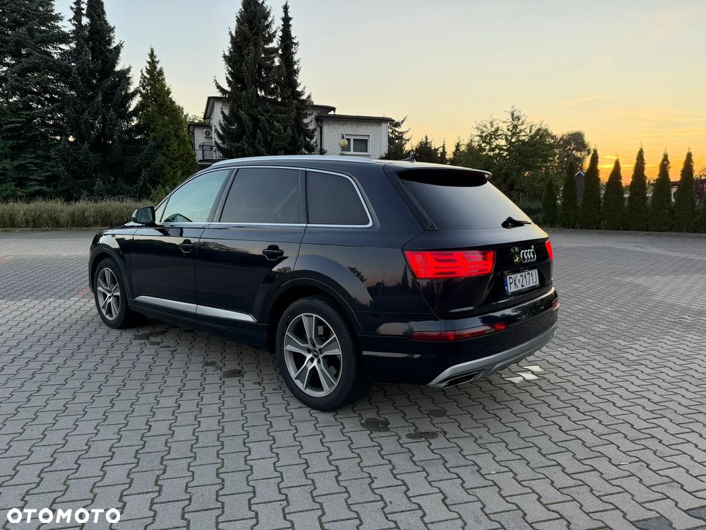 Audi Q7 2015 photo 5