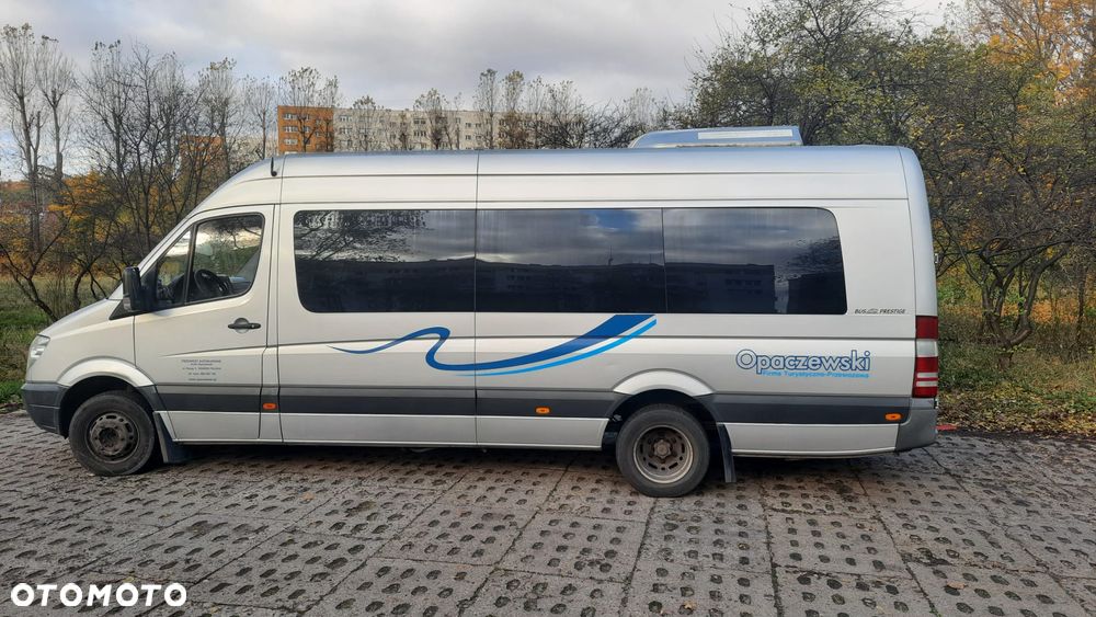 Mercedes-Benz - 3