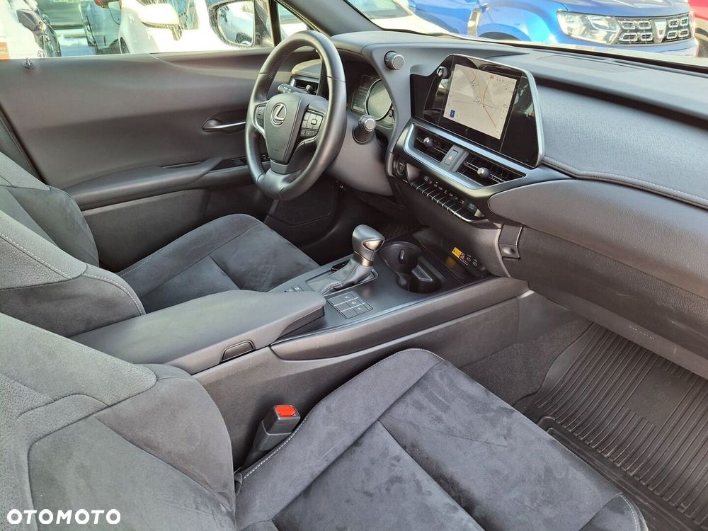 Lexus UX 250h GPF Business 2WD - 14