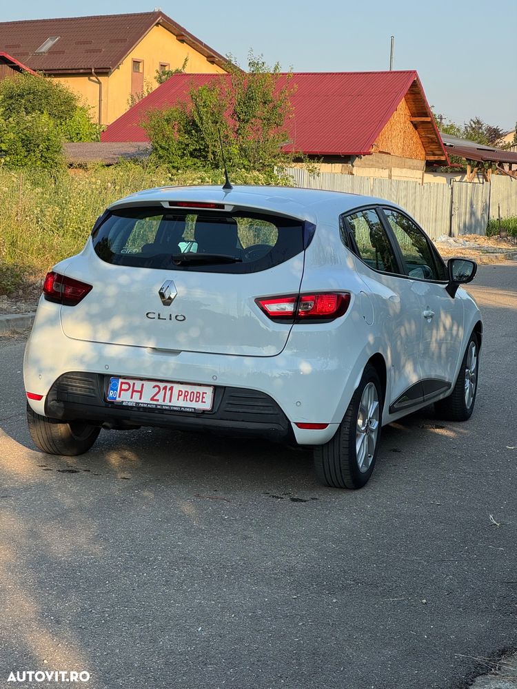Renault Clio - 7