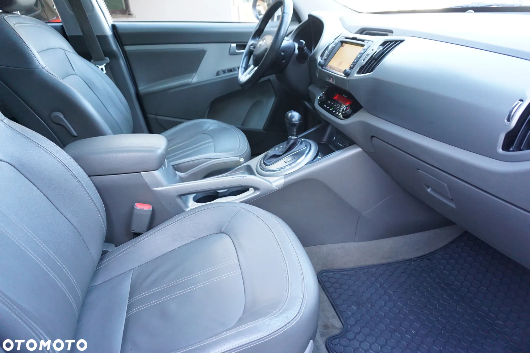 Kia Sportage 2.0 CRDI 4WD Automatik Spirit - 17