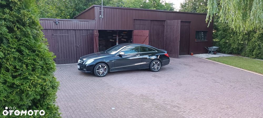 Mercedes-Benz Klasa E 250 CGI BlueEffICIENCY - 14