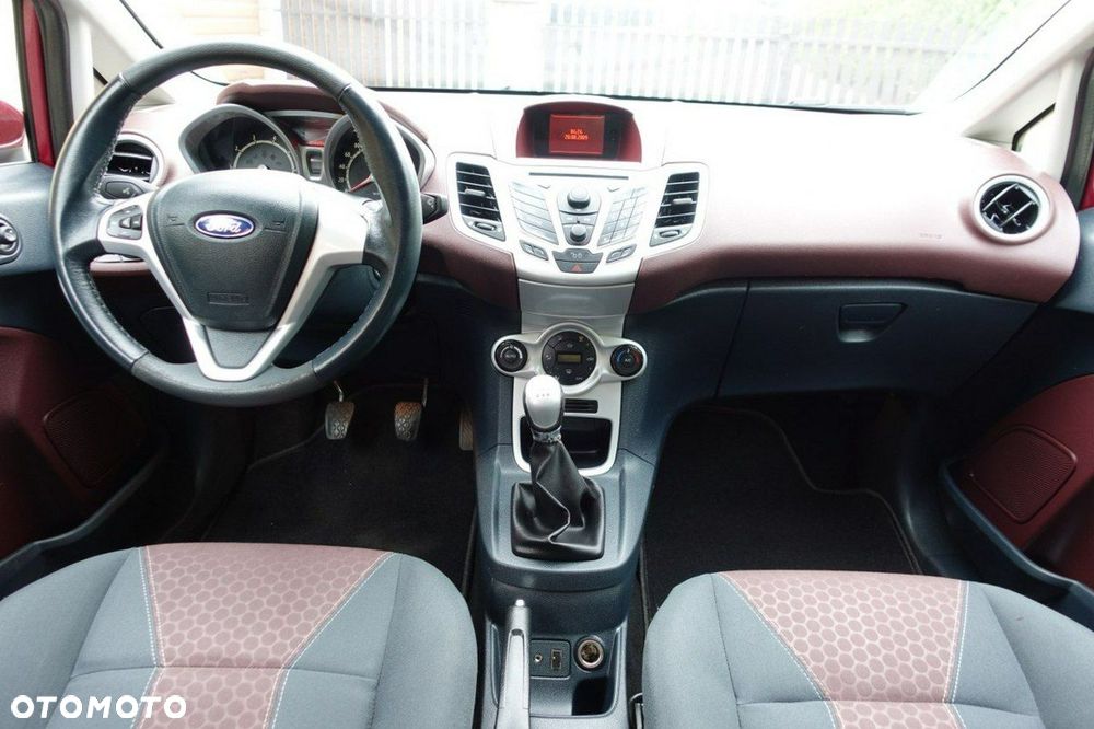 Ford Fiesta - 13