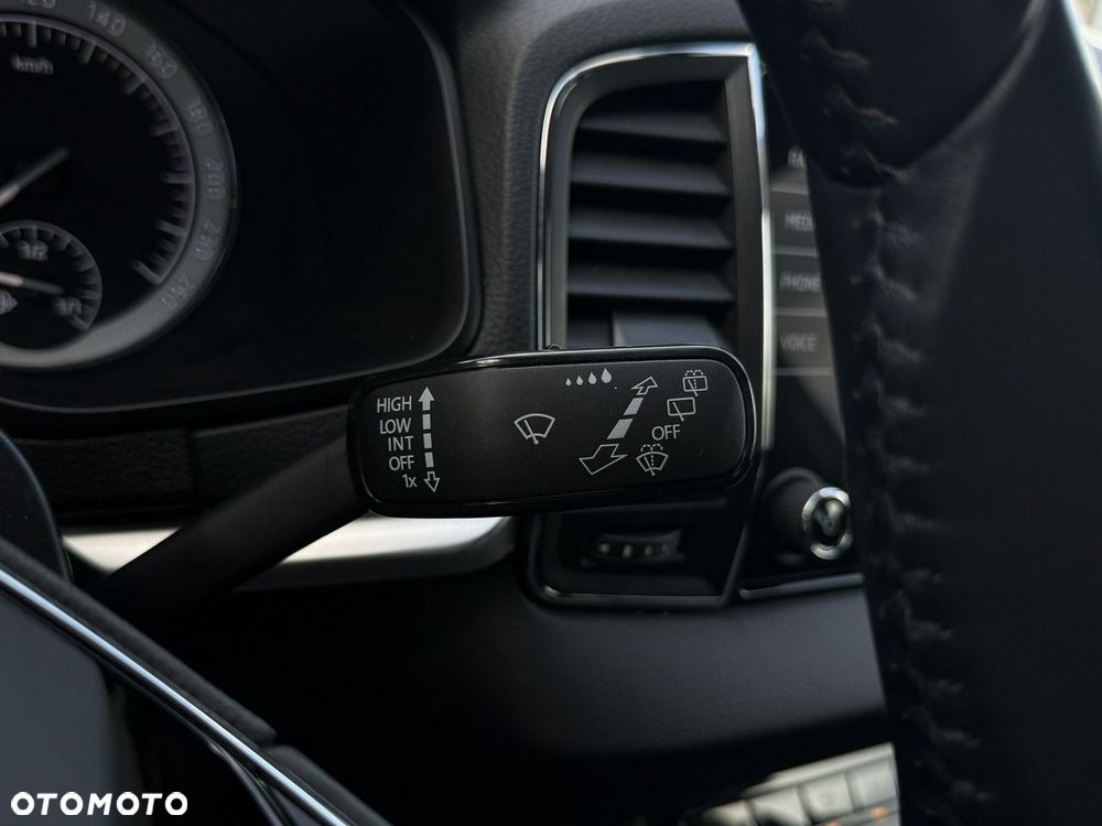 Skoda Karoq 2.0 TDI SCR 4x2 Style - 19