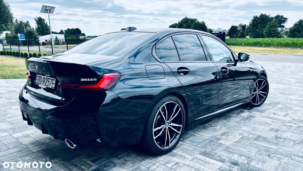 BMW Seria 3 320d xDrive mHEV M Sport - 5