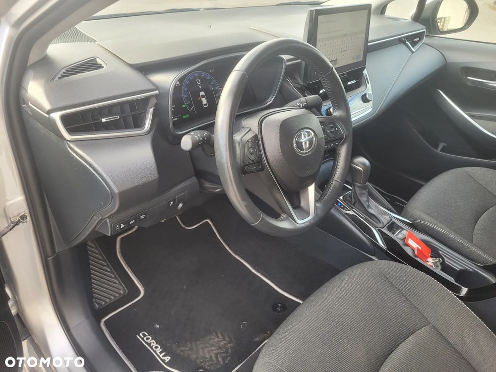 Toyota Corolla 1.8 Hybrid Comfort - 25