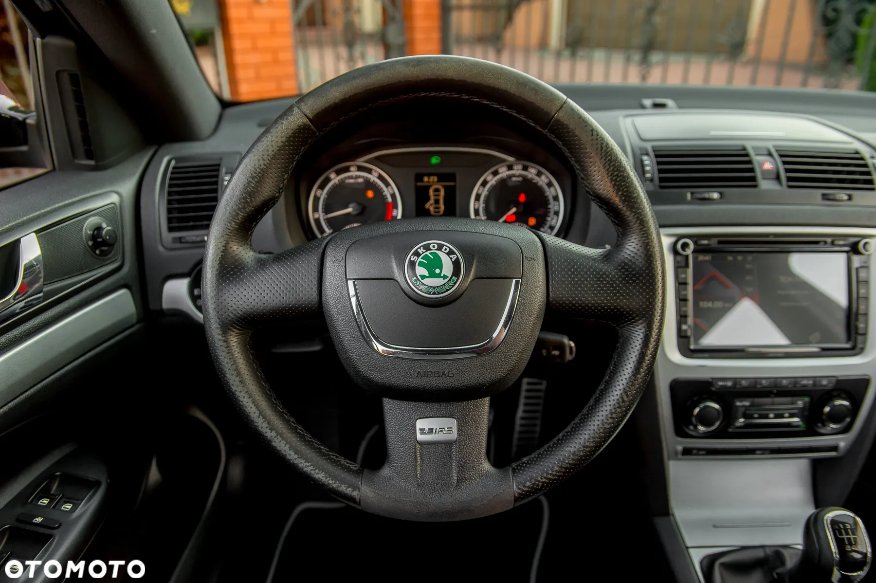 Skoda Octavia Combi 2.0 TSI RS - 22