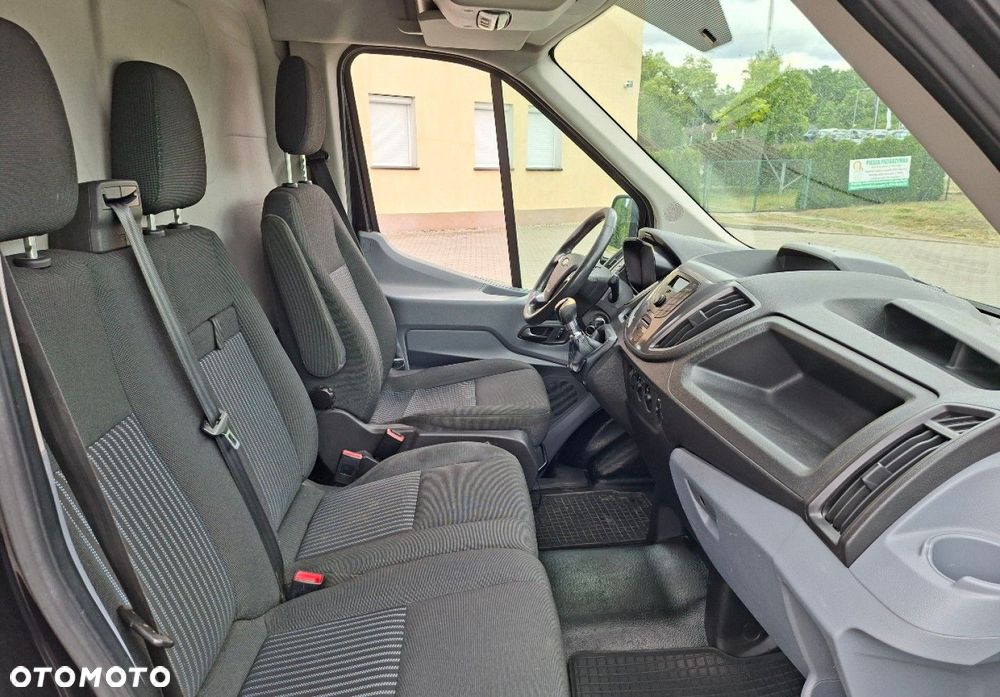 Ford Transit - 13
