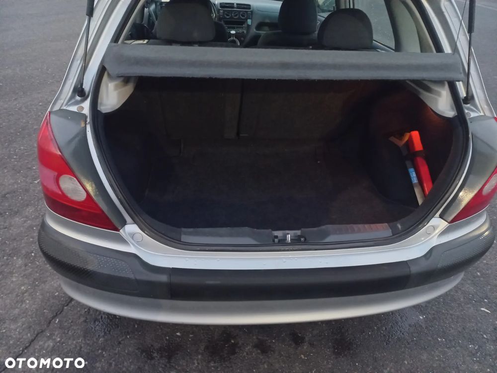 Honda Civic 1.4i Extra Edition - 10