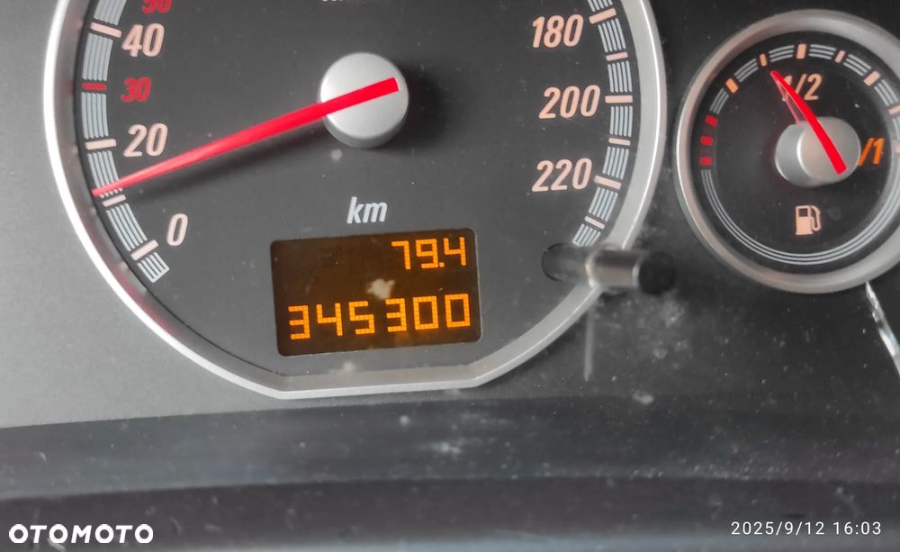 Opel Vectra - 12
