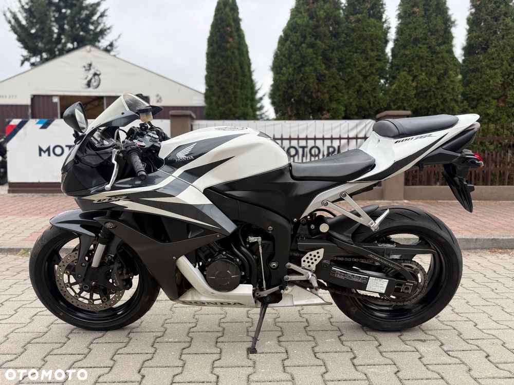 Honda CBR - 15