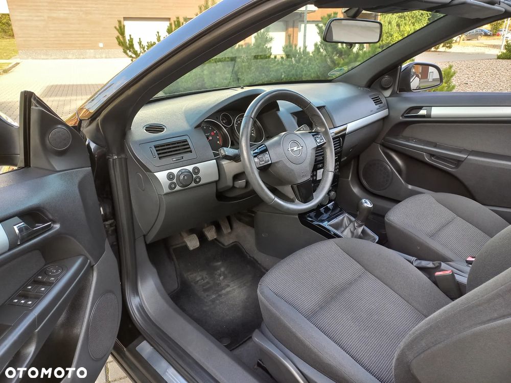 Opel Astra 1.8 Edition 111 Jahre - 15