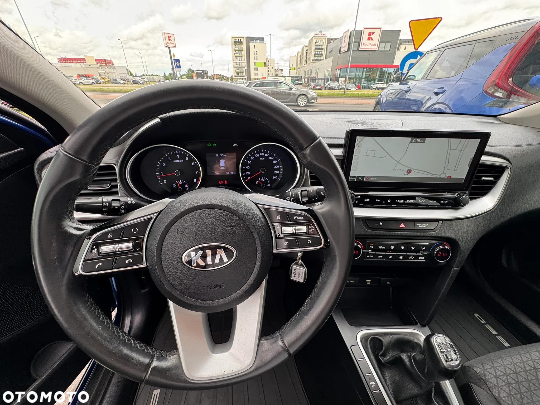 Kia Ceed - 12