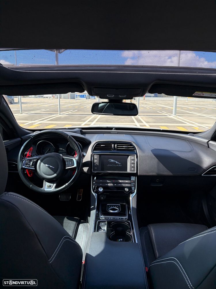 Jaguar XE 20d Aut. R-Sport - 14