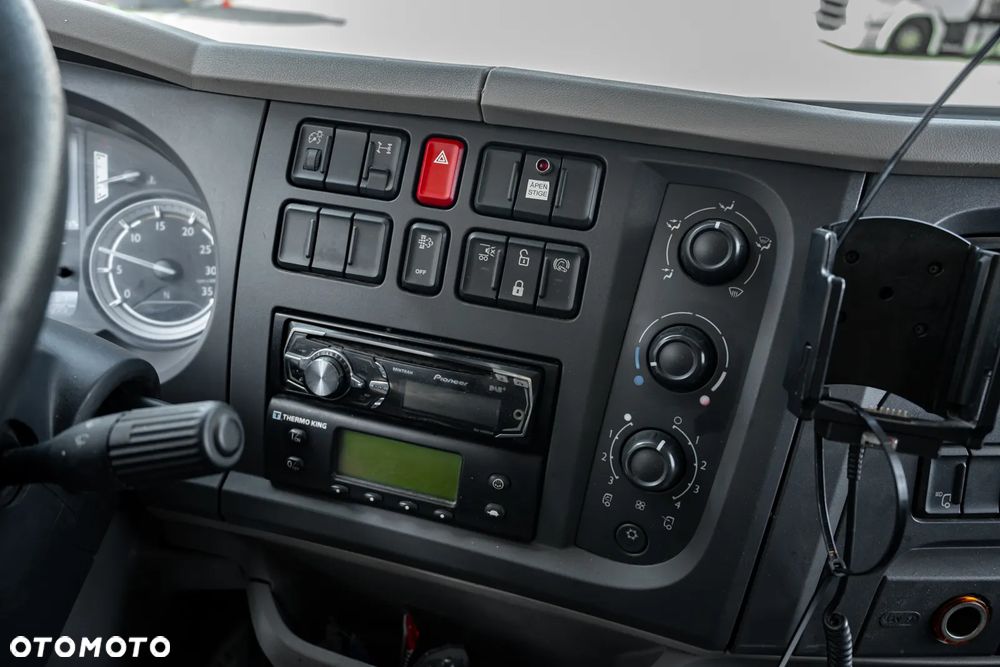 DAF LF - 16